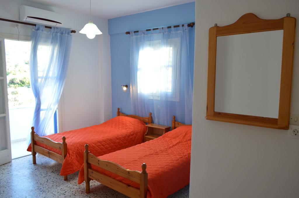 Koukos Hotel Agia Theodoti Exterior photo